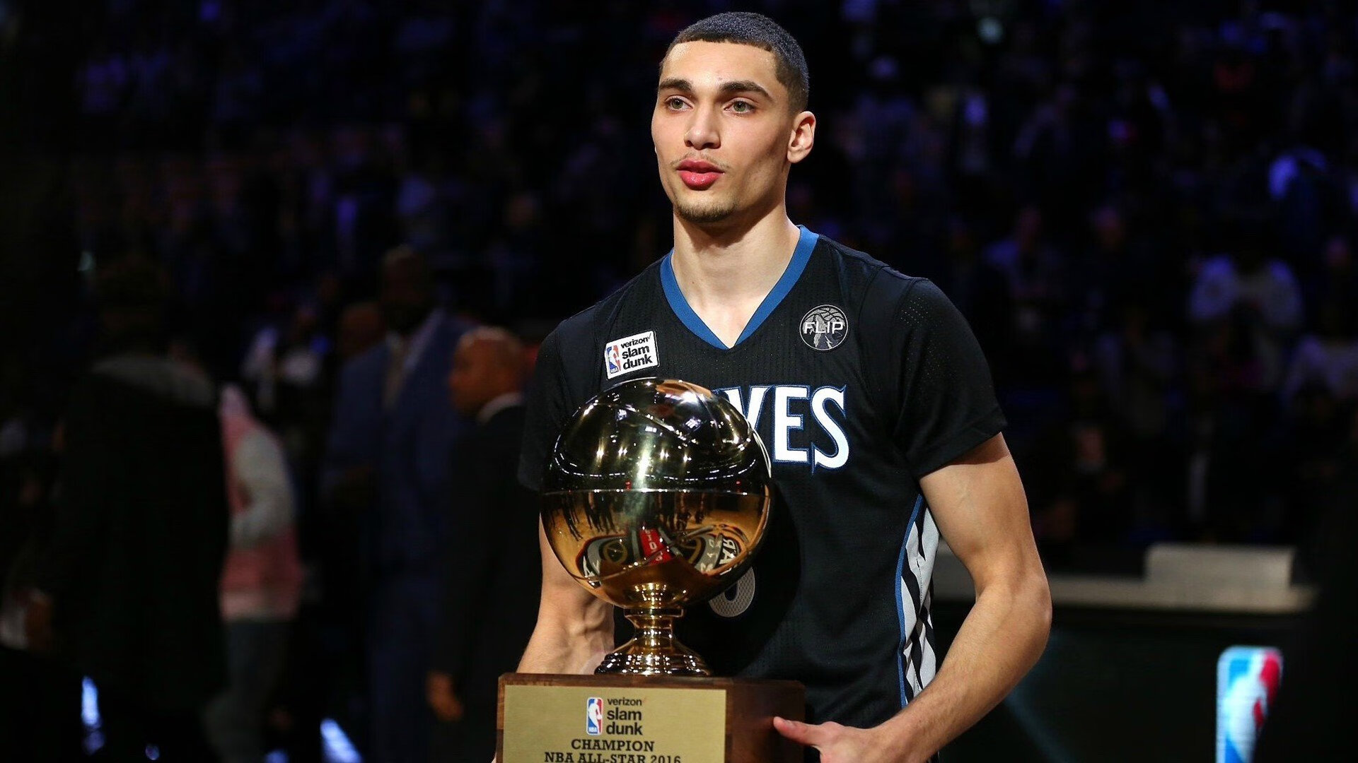 绿军逆袭之夜，英格拉姆绝境绽放，凯尔特人爆冷击溃76人