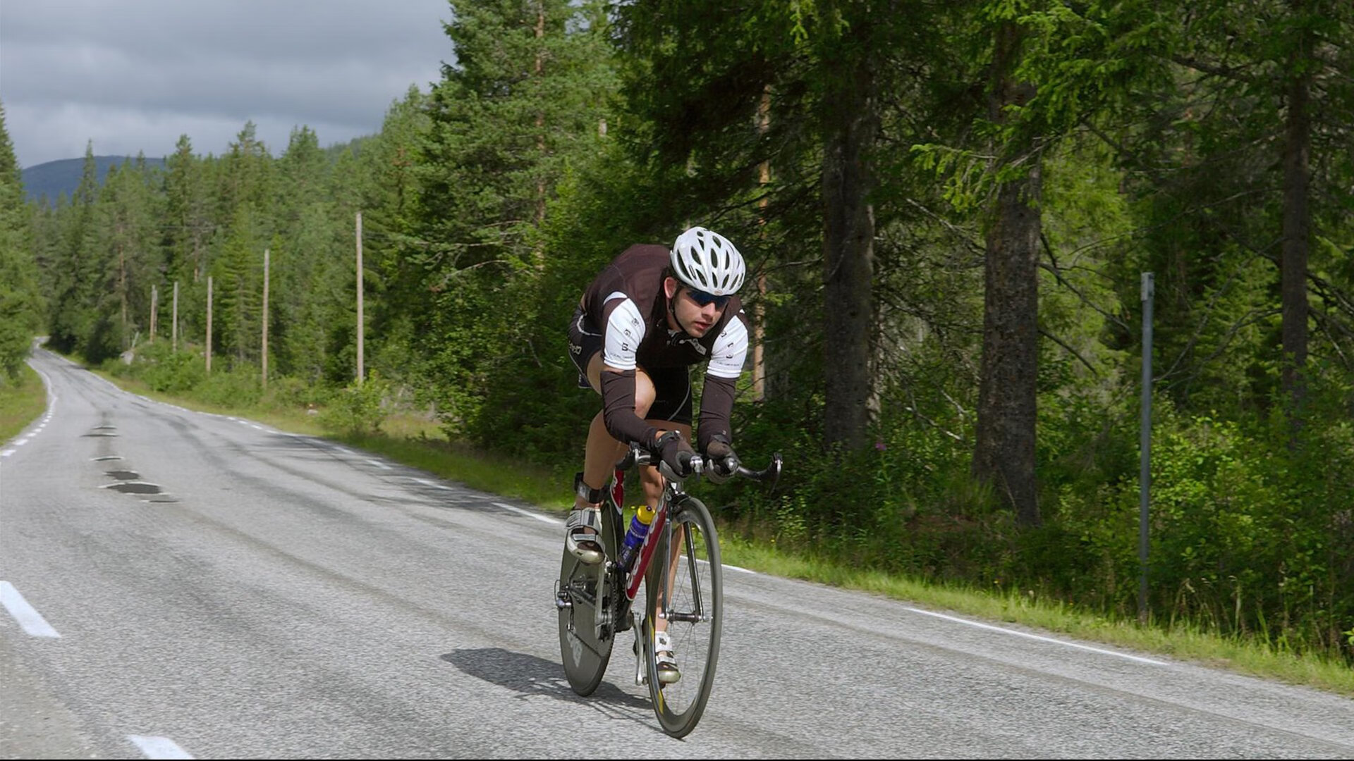 西甲国家德比与NBA宿敌之战，跨越时空的体育史诗